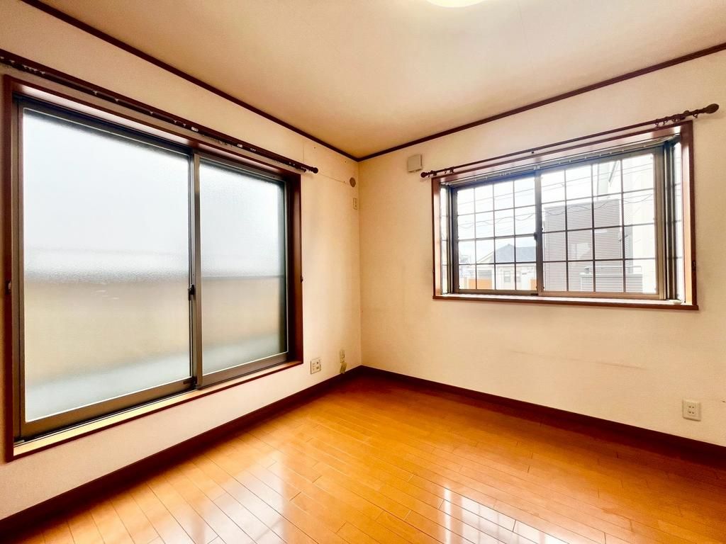 4LDK Detached House for Sale in Izumiotsu, Osaka - Near Kitashinoda Station - Thumbnail 4