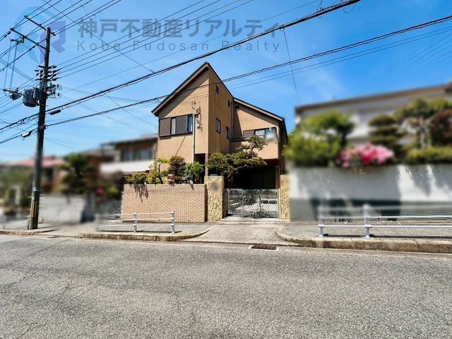 4SLDK Family Home Near Maruyama Station, Kobe - Thumbnail 2