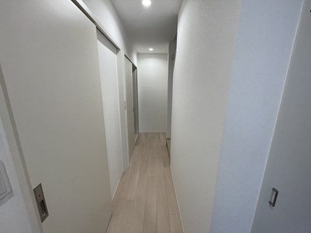 Modern 3-Story House for Sale in Himeji, Hyogo - 5 Min to Station - Thumbnail 4