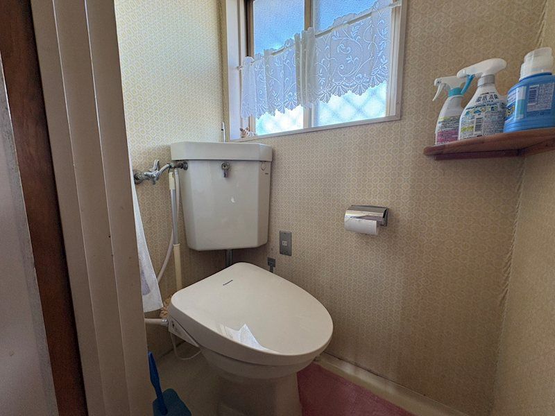 5LDK Detached House for Sale in Takatsuki, Osaka - Thumbnail 4