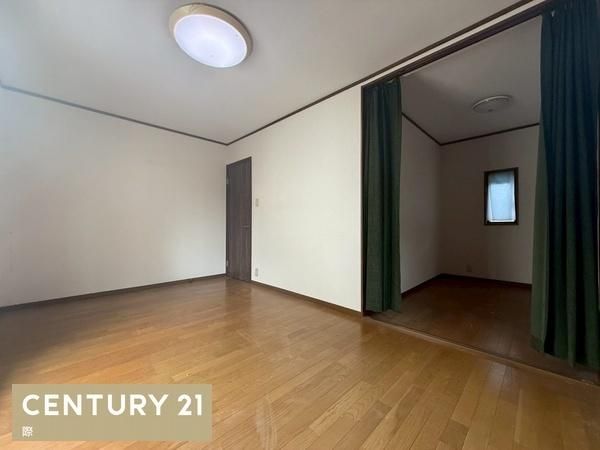 3SLDK House for Sale in Wakayama City, Wakayama - Thumbnail 4