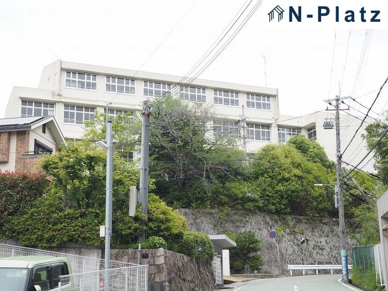 6K Wooden House for Sale in Kobe Nagata Ward - 330万円 - Thumbnail 3