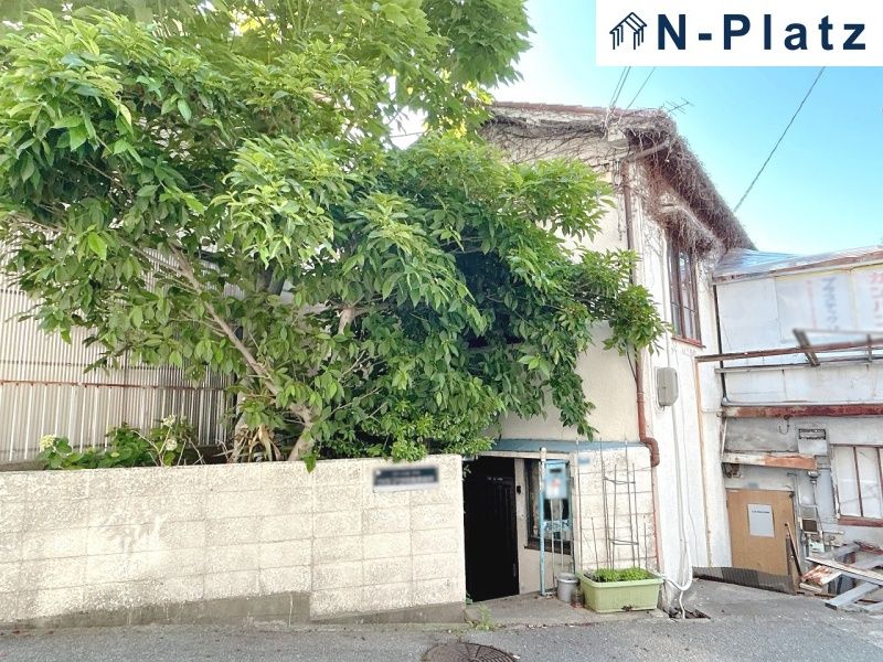 6K Wooden House for Sale in Kobe Nagata Ward - 330万円 - Image 1