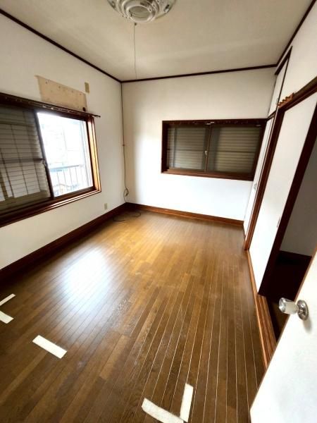 5-Bedroom House for Sale in Quiet Himeji Residential Area - Thumbnail 4