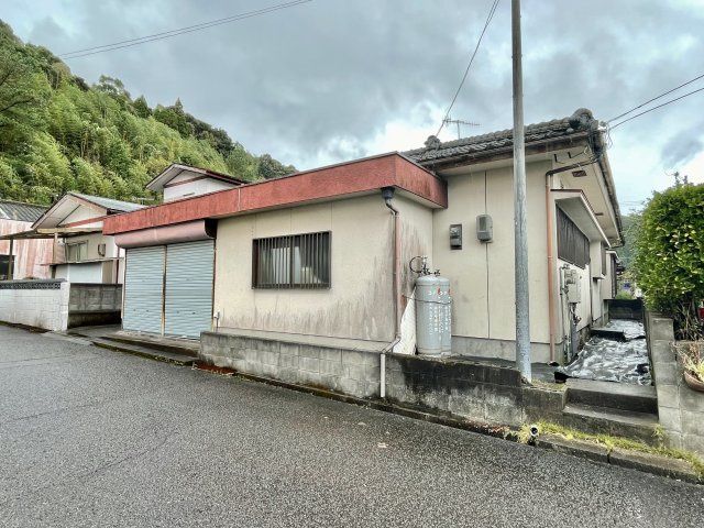 4DK House with Shop Space for Sale in Hioki, Kagoshima - Thumbnail 3