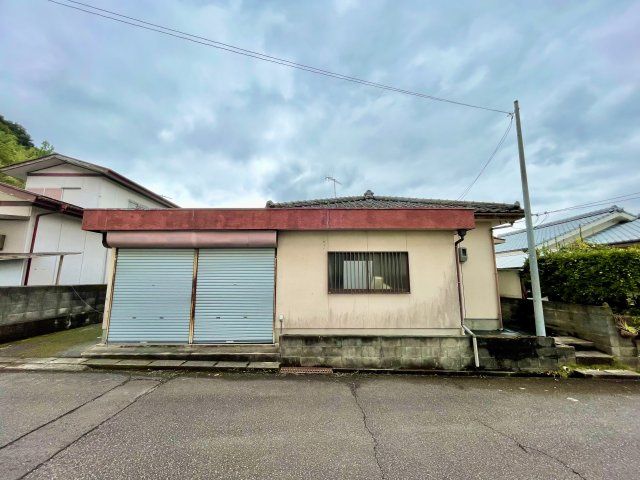 4DK House with Shop Space for Sale in Hioki, Kagoshima - Thumbnail 2