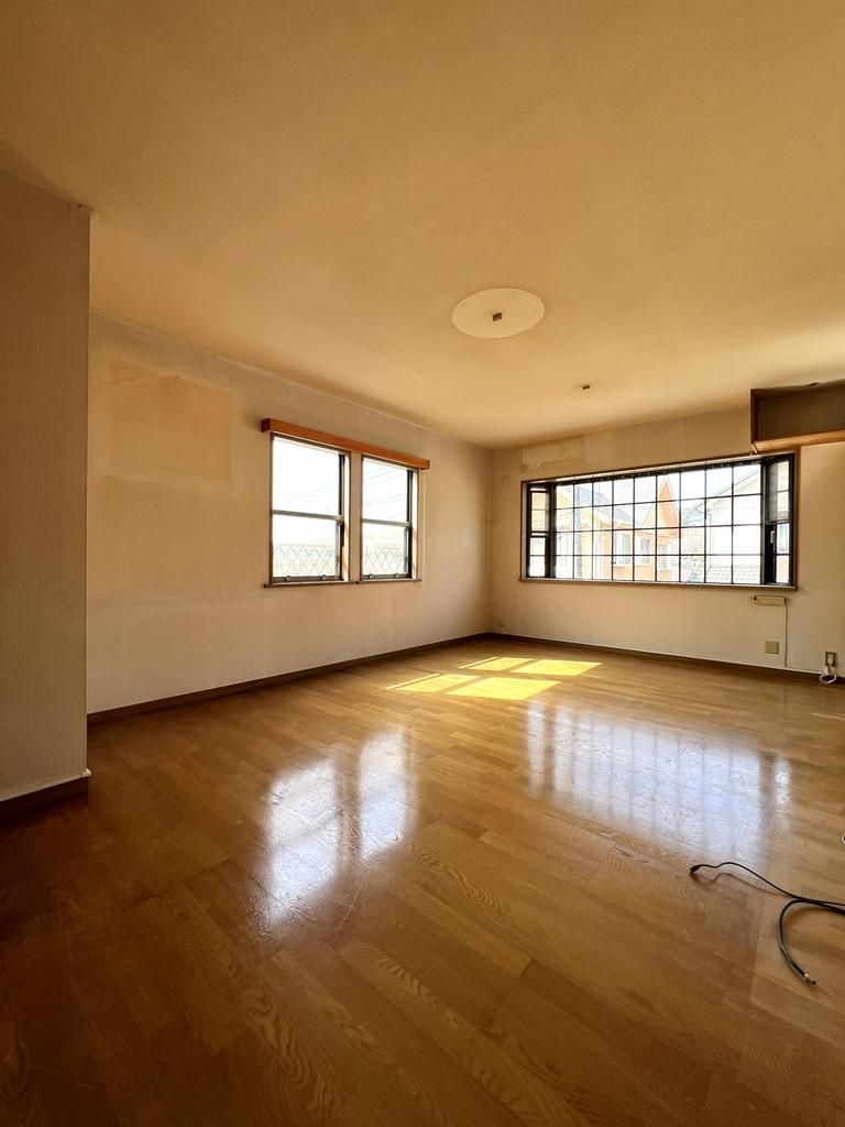 6LDK House for Sale in Kashiwara, Osaka - 161m² - Thumbnail 3