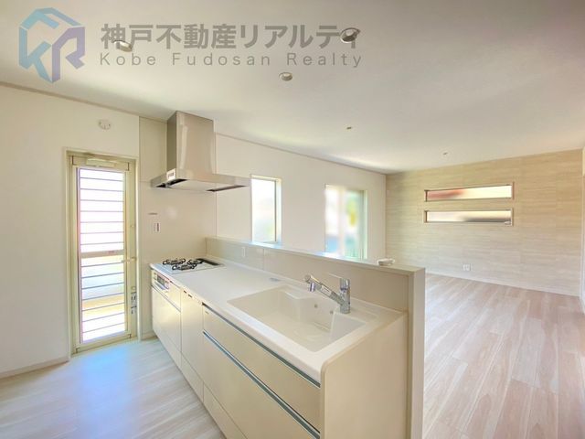 New Build 4LDK House in Tsutsujigaoka, Kobe - Thumbnail 3