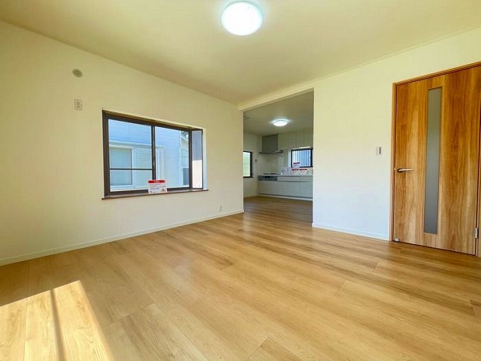 5LDK Detached House for Sale in Yokkaichi, Mie - Thumbnail 2