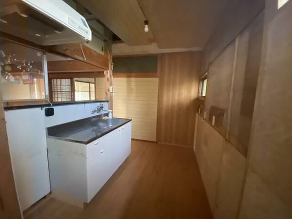 5LDK House for Rent in Kikai Town, Kagoshima - Thumbnail 4
