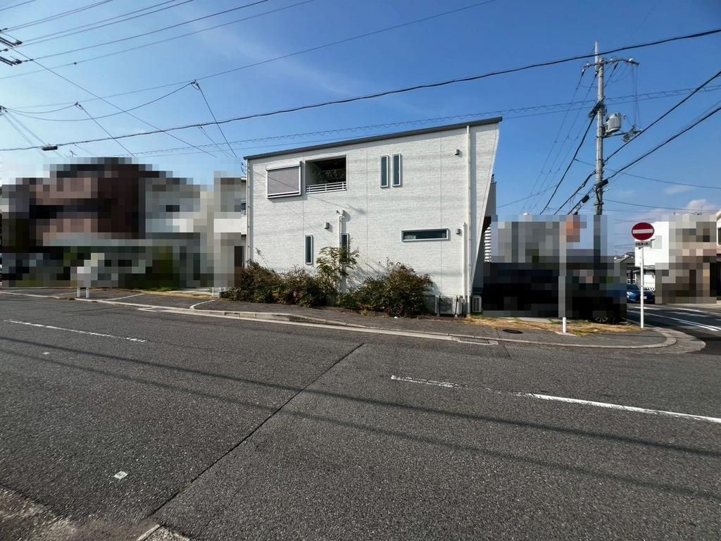 Modern 4LDK House in Sakai, Osaka | 2019 Build, Corner Lot - Thumbnail 2