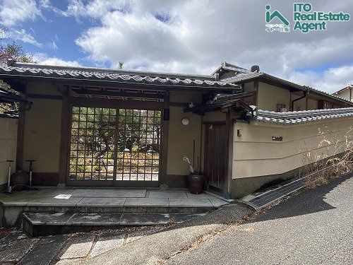 4LDK Detached House 611 sqm Land in Kita-ku, Kyoto - Thumbnail 3