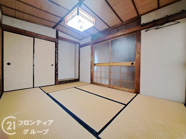 5DK House for Sale near Yato Station, Higashiosaka - Thumbnail 2