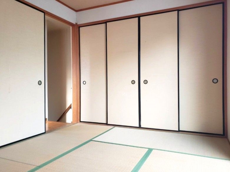 3LDK Detached House for Sale in Daito City, Osaka - Thumbnail 3