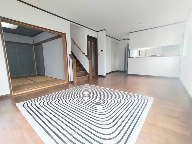 Renovated 4LDK House Near Horomui Station, Iwamizawa - Thumbnail 4