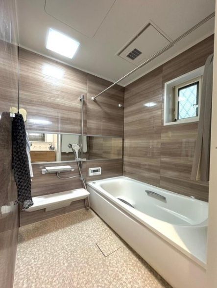 5LDK Modern Family Home for Sale in Higashisumiyoshi, Osaka - Thumbnail 3