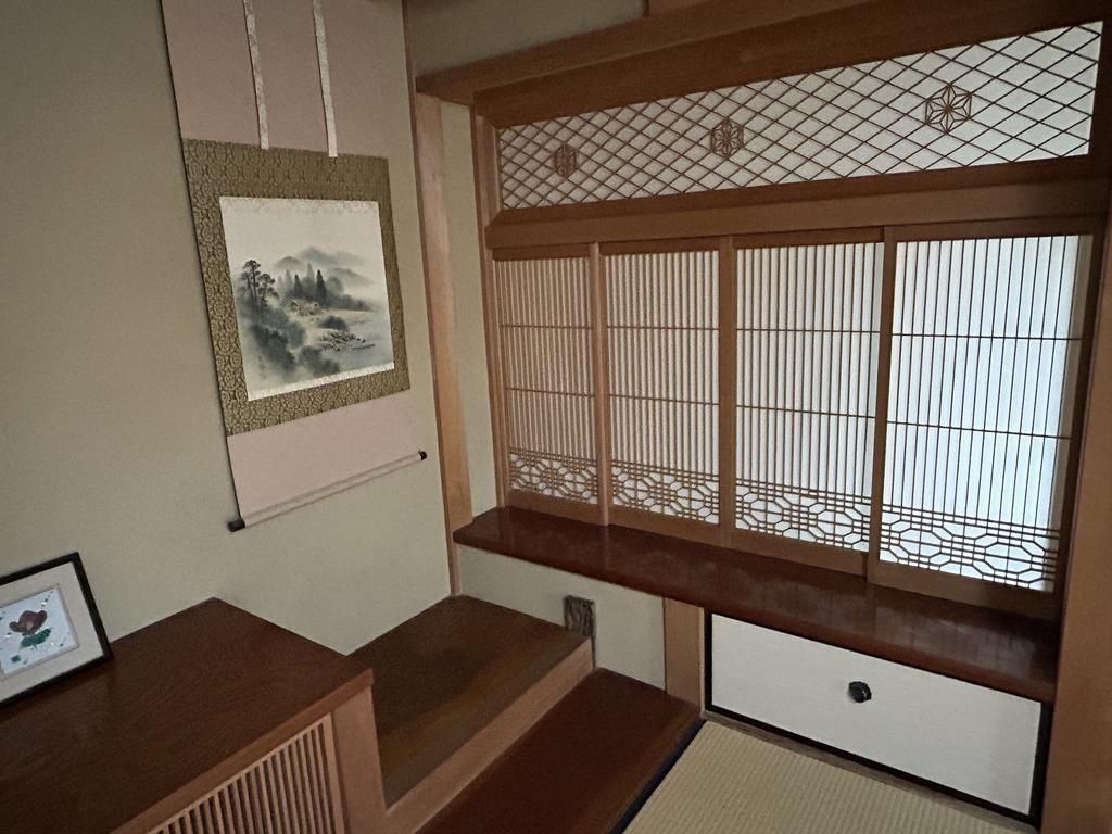 9-Bedroom Traditional Home with Large Garden in Nonoichi, Ishikawa - Thumbnail 2