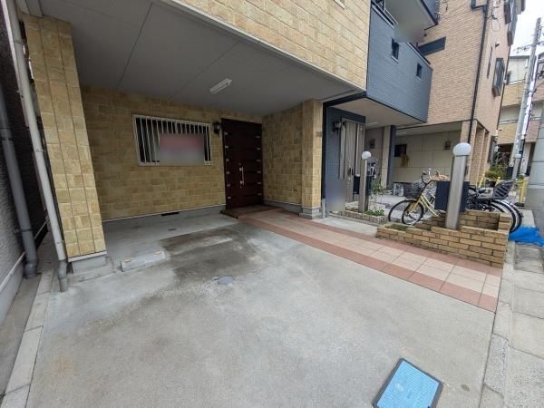 4LDK Steel-Frame House for Sale in Moriguchi, Osaka - Thumbnail 2