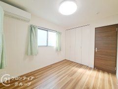 4LDK House for Sale in Yao City, Osaka with Solar Panels - Thumbnail 4