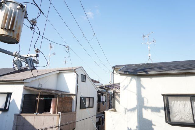 Renovated 3LDK Detached House Near Shinobigaoka Station, Shijonawate - Thumbnail 2