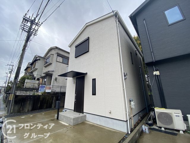 Modern 3LDK House in Kumiyama-cho, Kyoto with Solar Power - Thumbnail 2