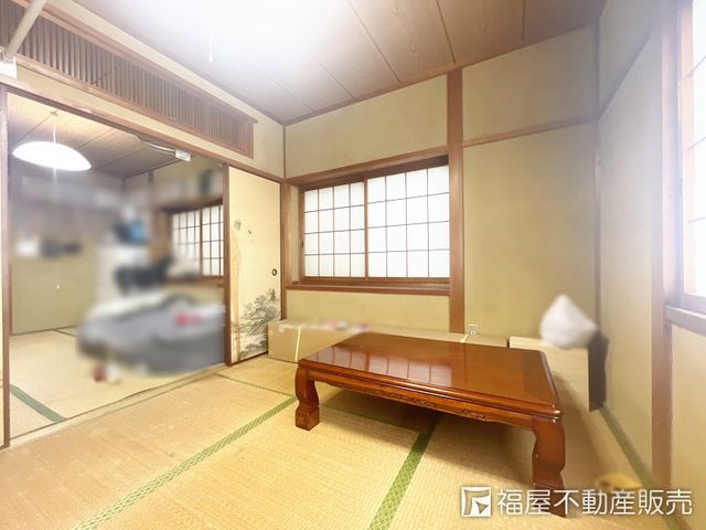 3LDK Detached House for Sale in Daito City, Osaka - Thumbnail 2