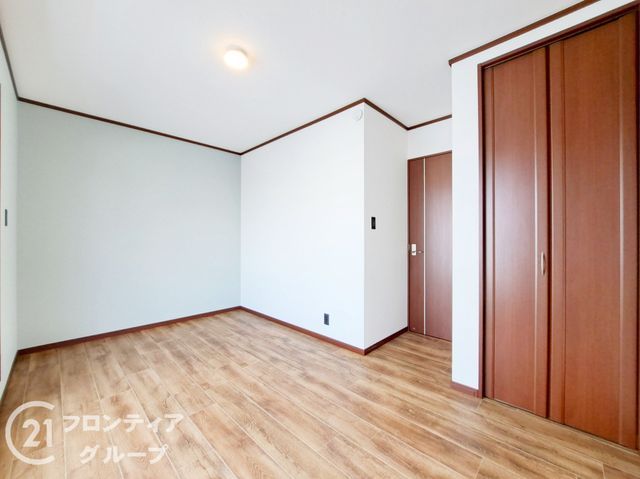 Renovated 4LDK House in Higashiosaka, Osaka - Near Kawachi-Hanazono Station - Thumbnail 3