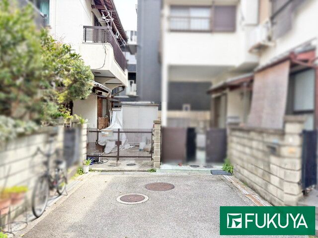 4DK Detached House for Sale in Amagasaki, Hyogo - Thumbnail 2