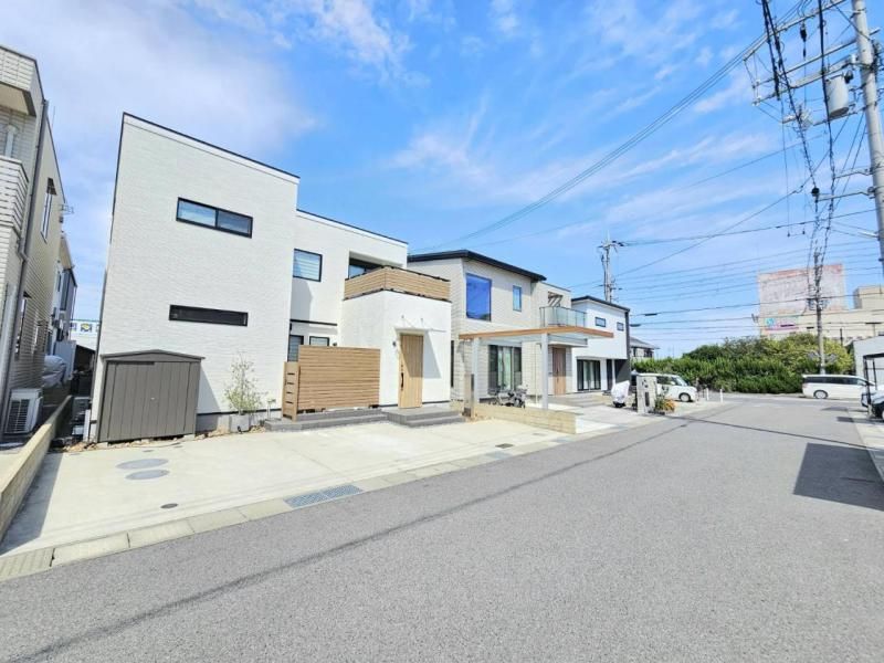 Modern 3LDK Detached House in Sennan City, Osaka - Thumbnail 3