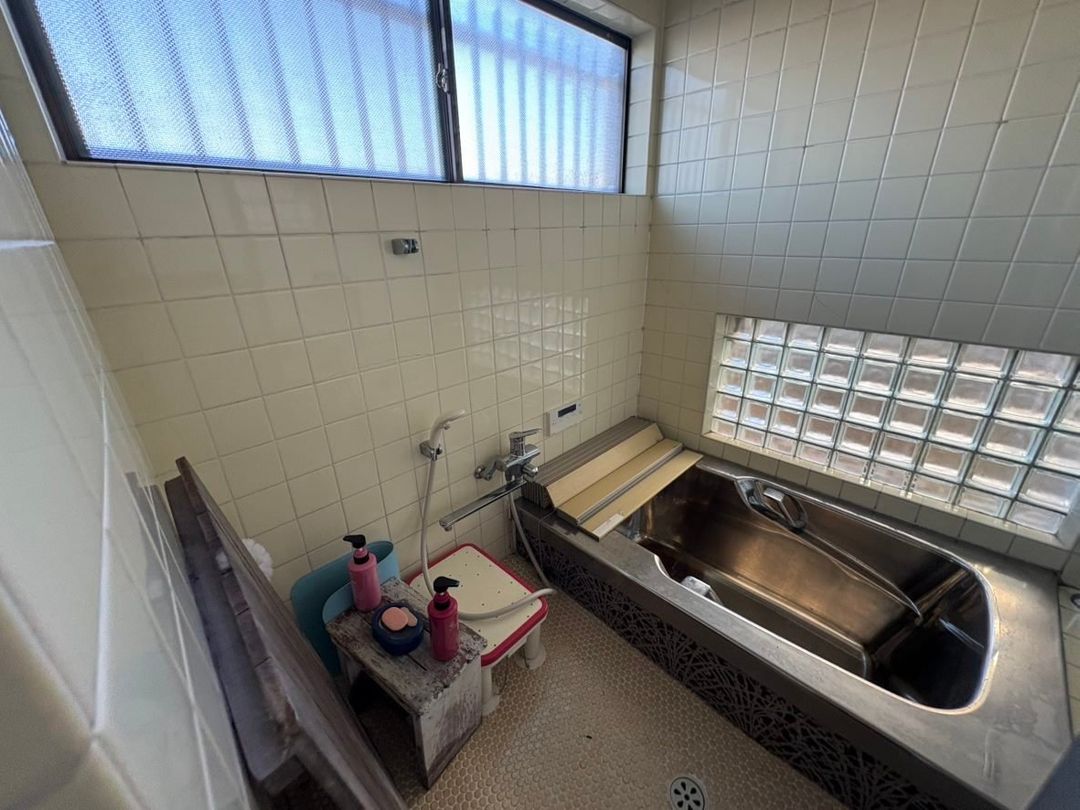 4LDK Detached House for Sale in Kawai Town, Nara, 179.44 sqm - Thumbnail 3