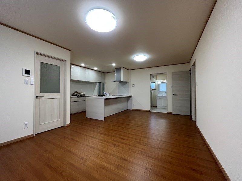 3LDK Single-Story House for Sale in Koizumi, Kitami, Hokkaido - Thumbnail 2