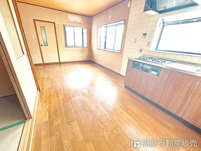 4LDK Detached House for Sale in Higashiosaka, Osaka - 81.67 sqm - Thumbnail 2