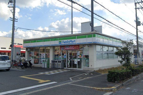 5DK Detached House for Sale in Matsubara, Osaka - 10.8M Yen - Thumbnail 3