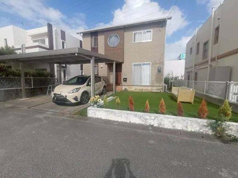 4LDK Detached House for Sale in Okinawa City, Okinawa - Thumbnail 2
