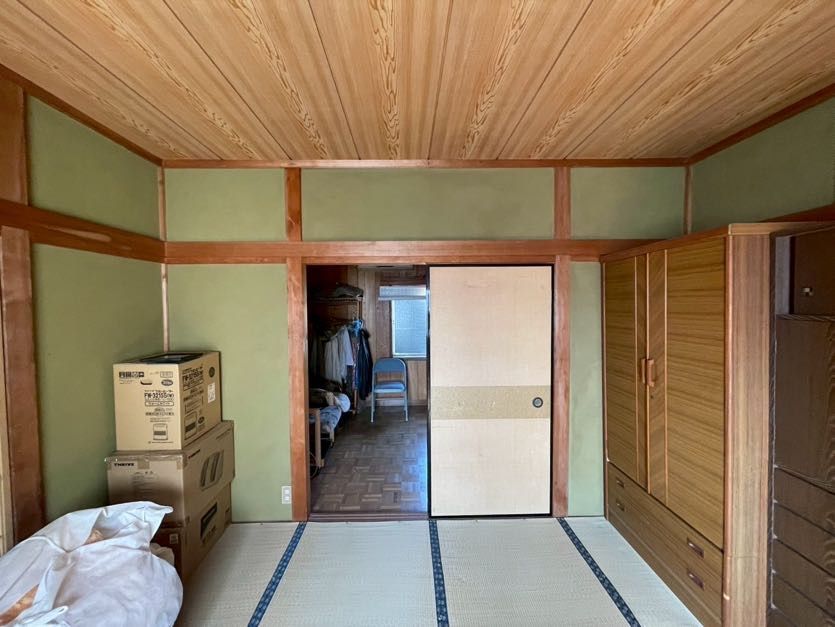 1964 Wooden House in Himeji with Retro Charm Near Himeji Castle - Thumbnail 3