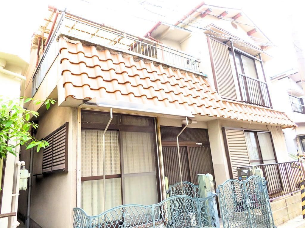 6DK Detached House for Sale in Matsubara, Osaka - Thumbnail 2