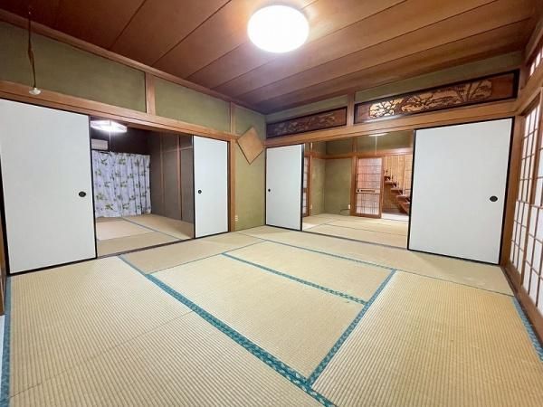 8LDK House with Renovation History in Habikino, Osaka - Thumbnail 3