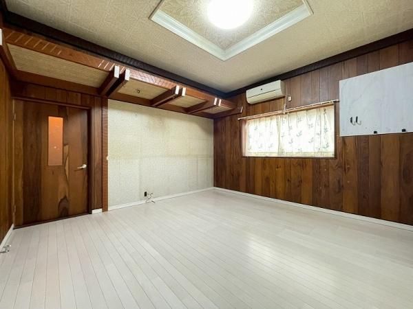8LDK House with Renovation History in Habikino, Osaka - Thumbnail 4