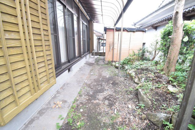 4K Japanese House for Sale in Kanoya City, Kagoshima - 92.96 sqm - Thumbnail 4