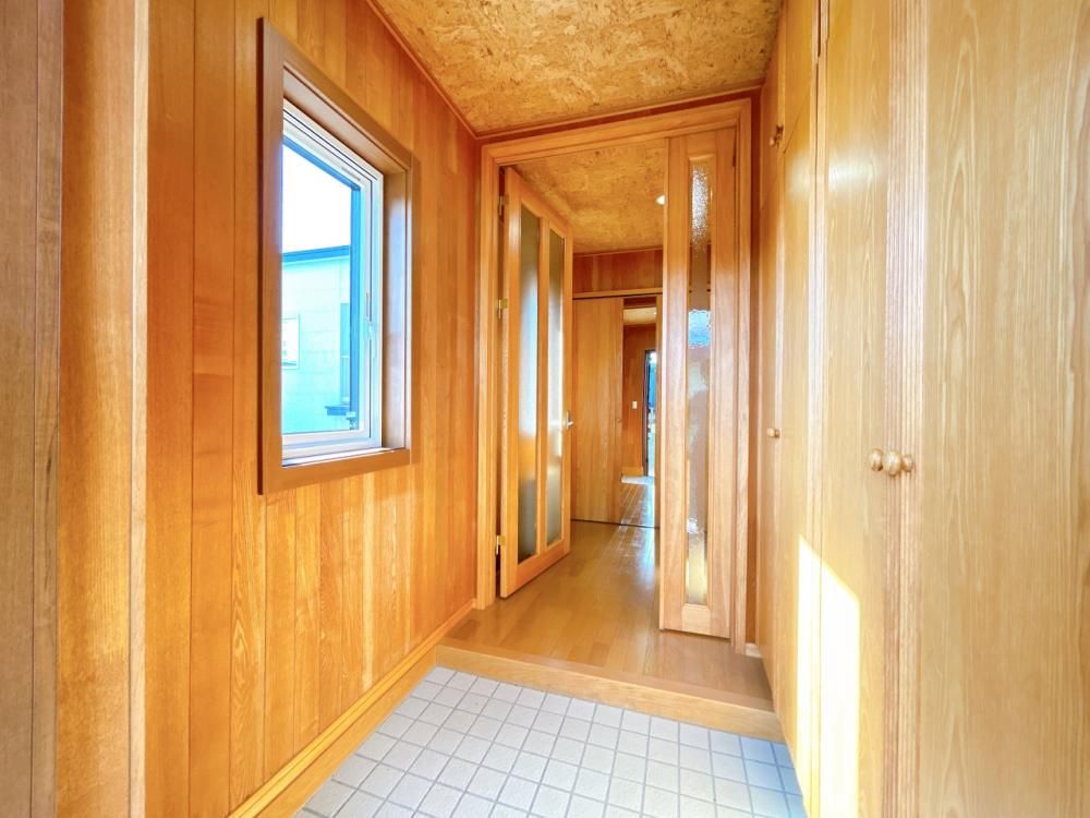 Renovated 4LDK House in Chitose, Hokkaido with Garage - Thumbnail 4