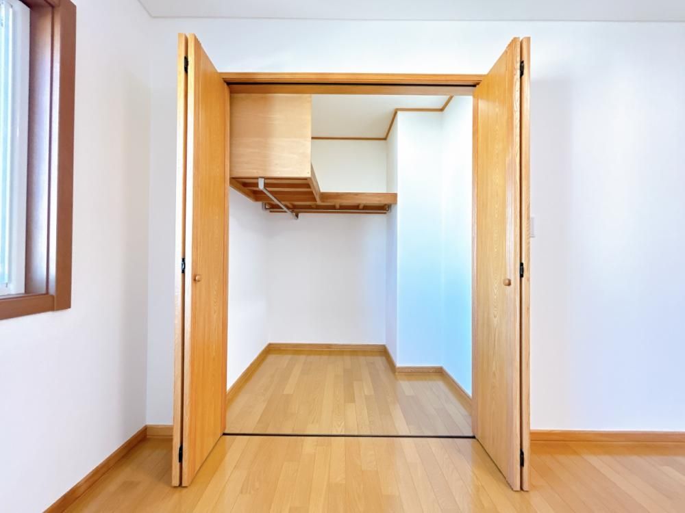 Renovated 4LDK House in Chitose, Hokkaido with Garage - Thumbnail 3