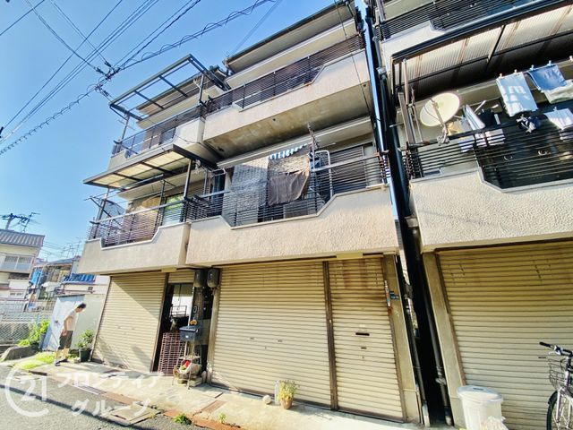 4LDK House for Sale in Kadoma, Osaka - 86.55 sqm - Thumbnail 2