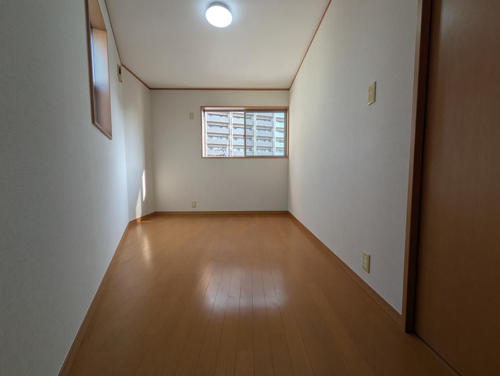 3LDK Detached House Near JR Sojiji Station, Ibaraki, Osaka - Thumbnail 2