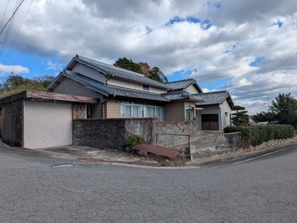 5DK Detached House in Ono City, Hyogo - 162 sqm - Thumbnail 2