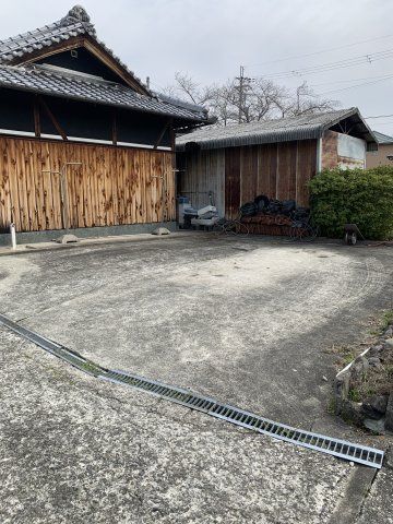 7DK Detached House on 1140 sqm Land in Kinokawa, Wakayama - Thumbnail 3