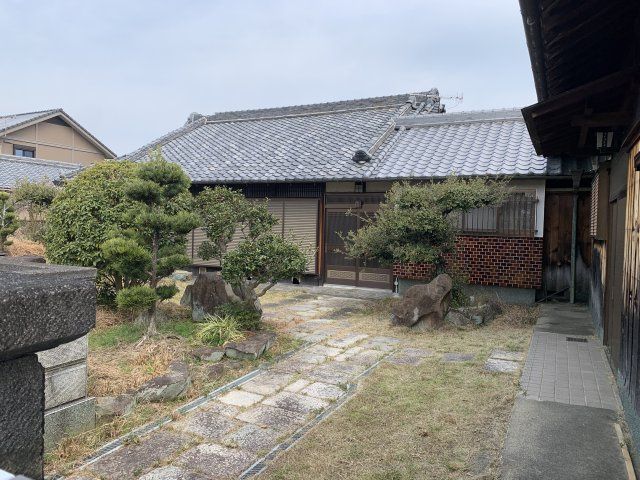 7DK Detached House on 1140 sqm Land in Kinokawa, Wakayama - Thumbnail 2