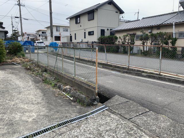 7DK Detached House on 1140 sqm Land in Kinokawa, Wakayama - Thumbnail 4