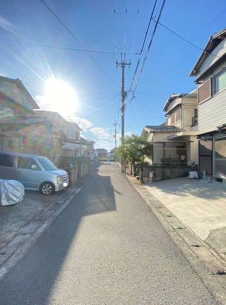 Renovated 4LDK House in Wakayama City Near Kino-kawa Station - Thumbnail 2