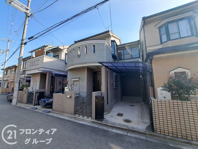 4LDK Detached House for Sale in Higashiosaka, Osaka - Thumbnail 3