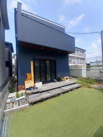 Modern 2LDK House with Garden in Kawachinagano, Osaka - Thumbnail 4